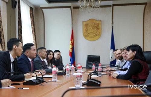 Унгарын уран бүтээлчид Монголын талаар баримтат кино хийж байна