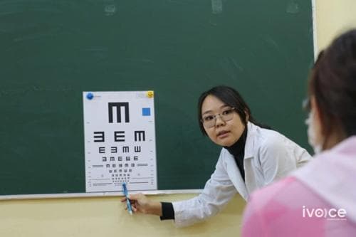 Олон улсын хараа хамгаалах өдрийг тохиолдуулан нүдний үзлэг, шинжилгээ хийж байна