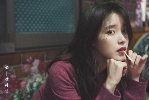 Дуучин IU-гийн гурав дахь цомог дахин шуугиан тарих нь ээ...