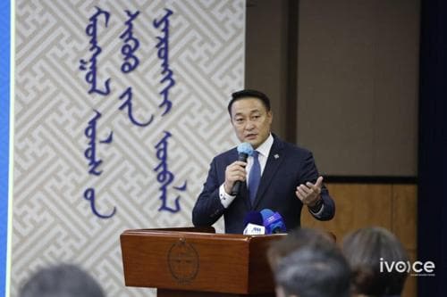 УИХ-ын дарга Д.Амарбаясгалан Шүүхийн ерөнхий зөвлөлд ажиллаж байна