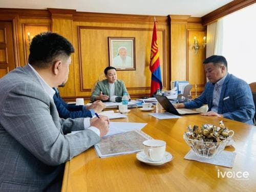 Д.Амарбаясгалан түгжрэл хариуцсан албан тушаалтнуудад үүрэг чиглэл өглөө