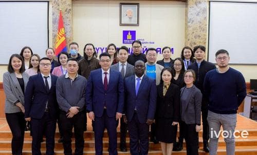 Дэд сайд С.Энхболд ХАРВАРДЫН их сургуулийн тэтгэлэгт тэнцсэн эмч, мэргэжилтнүүдтэй уулзлаа