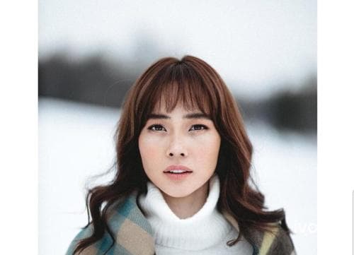 О.Дөлгөөн: Үнэндээ би улстөрийн мэдлэг маш муутай