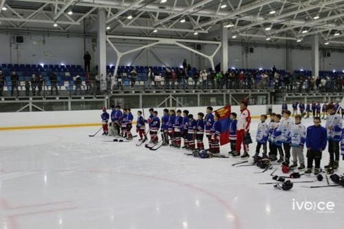 Монголын хоккейн баг Улаан-Үүд хотод болсон олон улсын тэмцээнээс “Алтан медаль“ хүртлээ