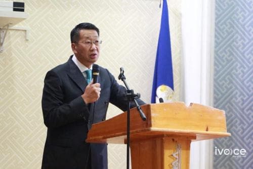 БШУ-ны сайд, Нийслэлийн Засаг даргатай хамтран ЕБС-ийн багш нарыг компьютерээр хангана