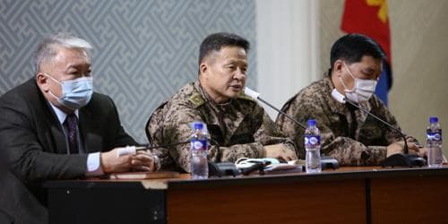 Б.Ууганбаяр: Халдвар авсан хүмүүст  ижил түвшинд эмнэлгийн үйлчилгээ үзүүлэх хэрэгтэй