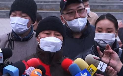 "АН-аас У.Хүрэлсүхтэй өрсөлдөх хүн гаргаж ирэхгүйн тулд захиалгаар манай намыг хагарсан мэт харагдуулж байна"