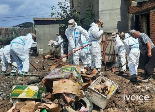 УОК: Үерийн нөхцөл байдалд 1000 гаруй алба хаагч ажиллаж байна